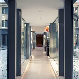 فندق ميركيور بروكسل سنتر ميدي, Saint-Gilles