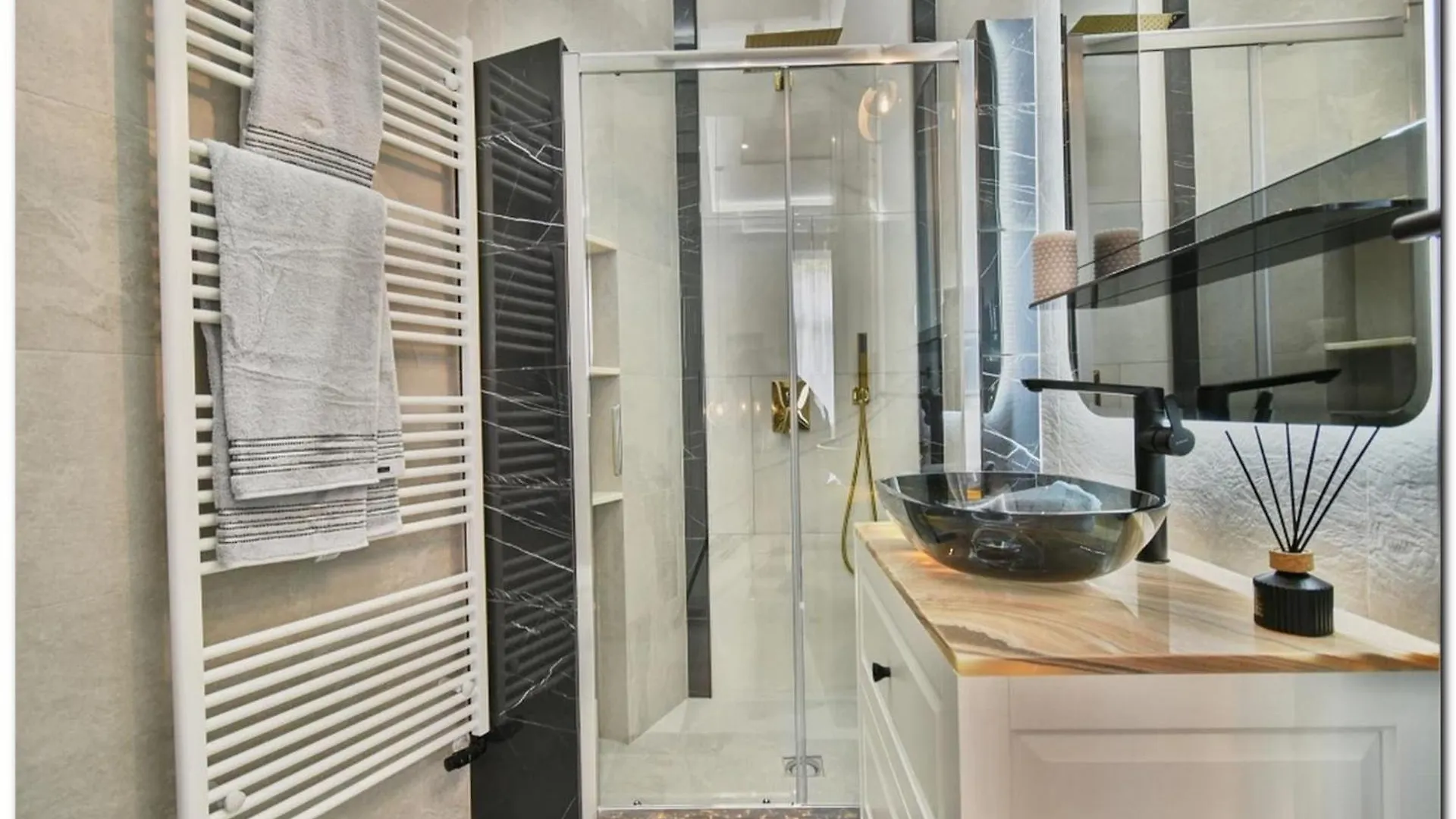 Van Der Meiren House A Brussels Holiday home