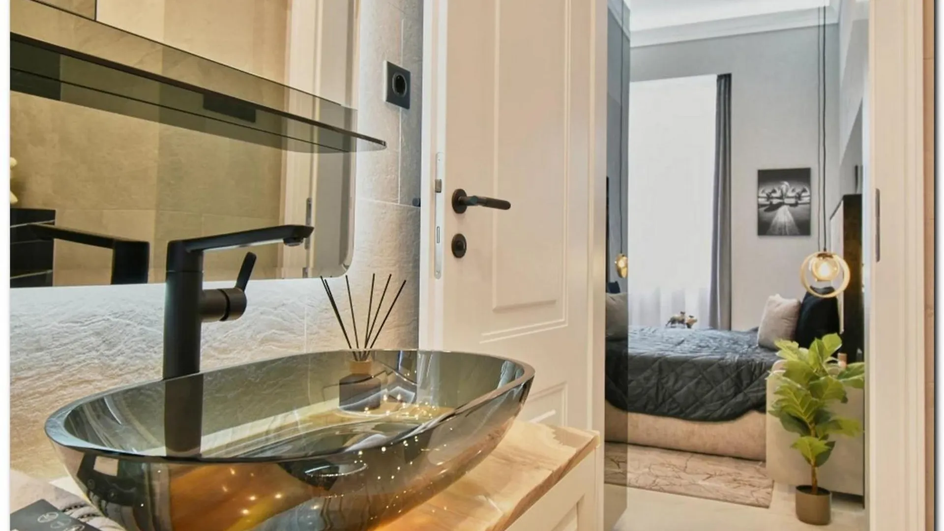Van Der Meiren House A Brussels 0*,